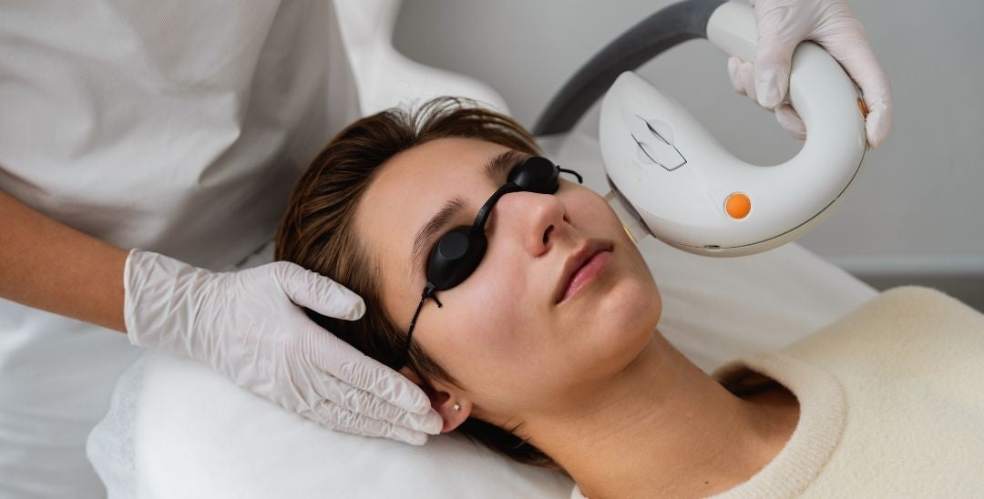 At-Home Dry Eye Care vs. In-Office Treatments: What’s the Difference?